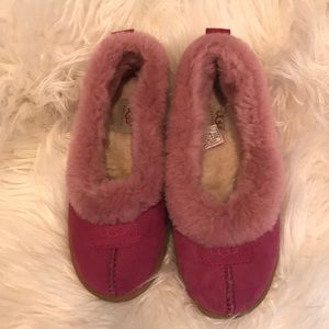 UGG slippers women’s size 5